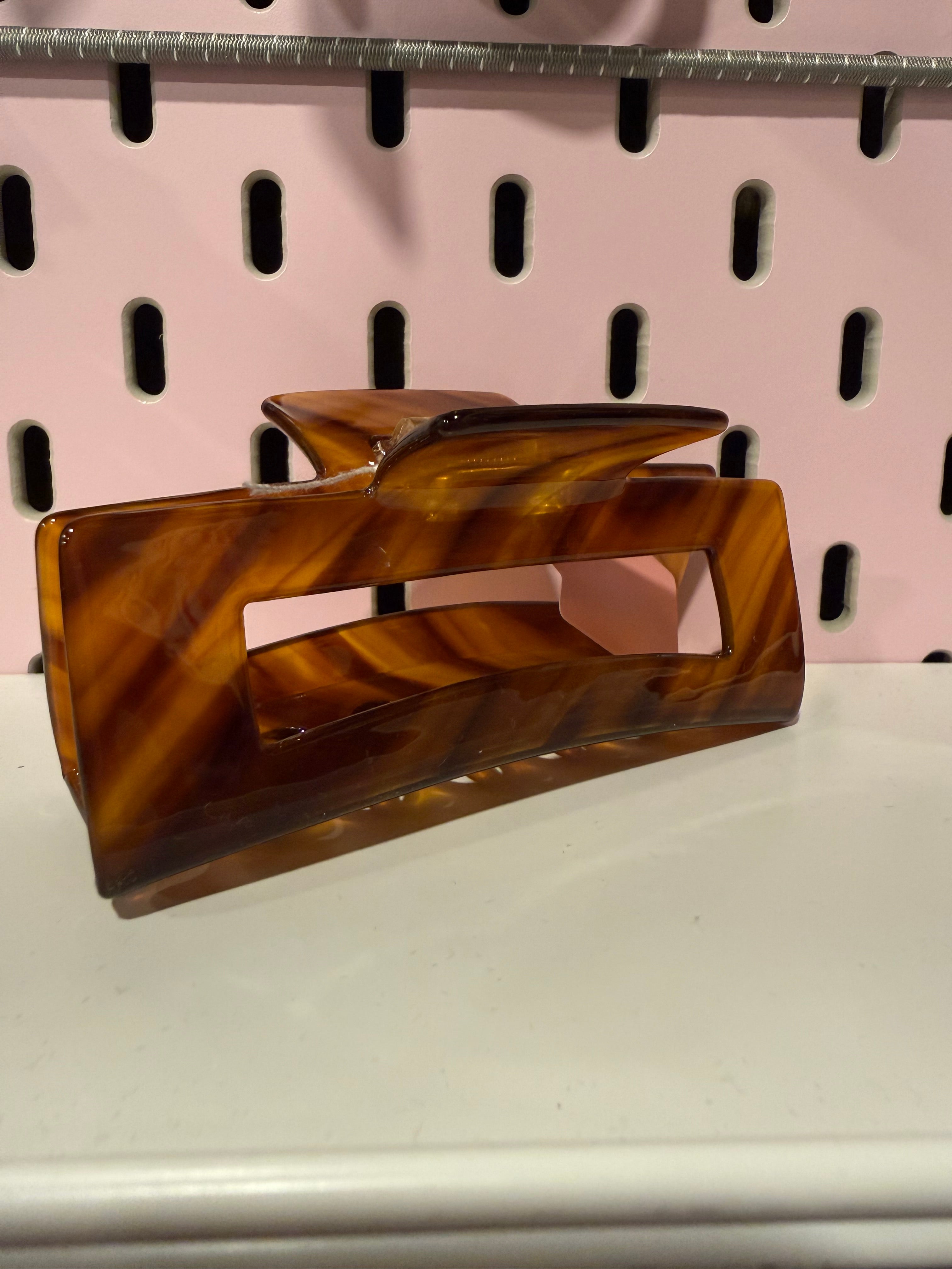Brown Cat Eye Claw Clip